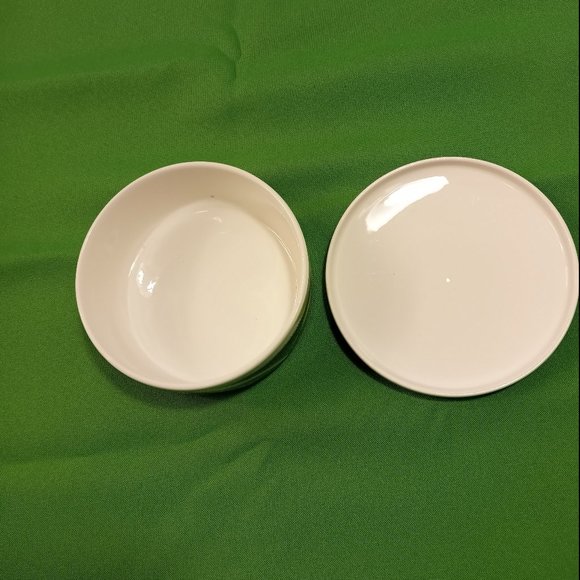 Vintage Ceramic Trinket Box- - Picture 3 of 9